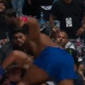 Kubanac razbio vilicu Nikolsonu: Strašni udarci i momentalni prekid borbe na čuvenom MMA događaju