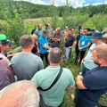 Letnja rezidba ključ za kvalitetniji rod: Voćari iz cele Srbije učili u Vidovi pod Kablarom