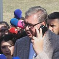 "Gde ste naučili tako da glumite?": Vučić se svađao sa građankom u Prokuplju, pa joj nudio novac "na ruke" uz uslov da to…