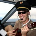 Ovo je pilot koji je hteo da sruši avion: Detalji drame na nebu: Pokušao da ugasi motore tokom leta (foto)