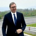 "Ti ćeš da me gepekuješ?! Neću da potpišem": Vučić odgovorio Ponošu