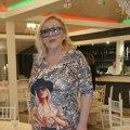 Folkerka (66) poseduje svoju kafanu u Beogradu: "Ma kakva sam ja gazdarica, zavlačim ruke i u klozet!"