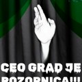 Ispred Tehnološkog fakulteta večeras