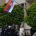 Incident u Kosjeriću: Povređena tri policajca, priveden muškarac zbog napada na službeno lice
