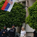 Incident u Kosjeriću: Povređena tri policajca, priveden muškarac zbog napada na službeno lice
