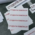 Akademski plenum: Profesor fizički napadnut pred porodicom zbog nalepnica "Studenti pobeđuju"