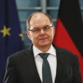 Šmit potvrdio odlazak sa funkcije i upozorio: "BiH čeka još mnogo reformi"