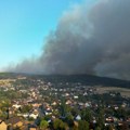 Dim kulja na sve strane, odjekuju detonacije: Vatrena buktinja u Nemačkoj, više od 2.000 ljudi moralo da napusti svoje domove…