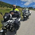 Heroj na točkovima: Policajac Muamer spasio iznemoglog beloglavog supa koji se nalazio pored puta FOTO
