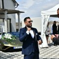 Besne mašine na svadbi Darka Lazića: Pevač u autu koji je kao spejs-šatl, a ispred kuće bilo više od milion evra