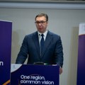 Uživo Vučić u Kotoru: Možemo i pre članstva u EU da ostvarimo velike rezultate VIDEO