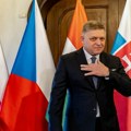 Slovački premijer otpušten iz bolnice na kućni oporavak
