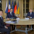 Ovako je izgledao jedini susret Putina i Zelenskog: Nisu se rukovali, izbegavali kontakt očima! Zelenski nije znao gde da…