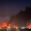 Kijev gori: Ruski noćni udar dronovima, kinžalima, kalibrima, avijacijom (video/foto)