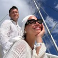 Marija Mikić u jeku priča o razvodu sama duvala svećice! Pevačica proslavila rođendan, a onda je njen muž sve iznenadio (foto)…