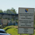 Kamion izgoreo na mostu između Srbije i BiH: Prelaz Sremska Rača i dalje zatvoren za saobraćaj