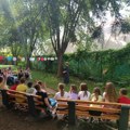 Нишка школа "Чегар" добила летњу учионицу и место за дружење