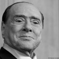 Mediji: Umro bivši italijanski premijer Berluskoni