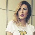 "Tražite od roditelja knjige ne silikone" Marina Tadić bez trunke šminke poslala snažnu poruku devojkama: Ne gledajte…