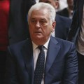 „Ako budem izabran za predsednika, policija više nikad neće tući radnike“: Šta je Tomislav Nikolić poručio Srbiji pre…