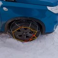 Kao kod Džejmsa Bonda: Gume sa “lancima” za sneg koji se aktiviraju pritiskom na dugme (VIDEO)