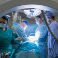 Medved mu otkinuo pola lobanje i deo lica! Hirurzi VMA se punih 9 sati borili da ga spasu, a ono što im je rekao posle…