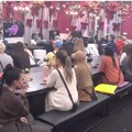 Jedna učesnica sat vremena pre superfinala plače kao kiša! Razlog će sve dirnuti pravo u srce, ovaj muškarac je teši