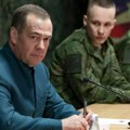 Medvedev: Rusija ima pravo da napadne bilo koji trgovački brod koji vozi teret za Kijev