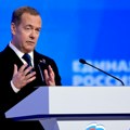 Medvedev o podizanju spomenika Mazepi u Kijevu: Zelenskom još samo ostaje da izgradi panteon Hitleru