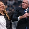 Такмичарка у Суперпотери освојила 1.600.000 динара, па запевала песму посвећену Жељку Обрадовићу