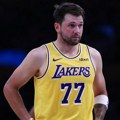 Luka Dončić izazvao Jokića, imao nestvarnu partiju u NBA, pa napravio potez za pamćenje