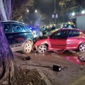 Vozilo zapaljeno, staklo rasuto po putu: Prvi snimci haosa u Nišu: Vozač bežao od policije, pa napravio karambol…