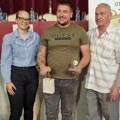 Uručena priznanja višestrukim davaocima krvi