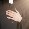 Skandal u Hrvatskoj Nađeni dokazi protiv popa pedofila!