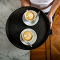 Ujutro – kafa, na poslu – kafa, na sastanku opet – kafa: Koliko šoljica je previše?