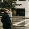 JPMorgan nudi zaposlenicima AI chatbot za pomoć pri pisanju ocjena učinka