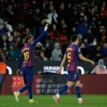 Барселона убедљива против Реал Овиједа за повратак на прво место Примере