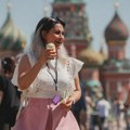 Молитве за „уразумљивање“, новац и пропаганда: Како Путинова Русија подстиче жене да рађају?
