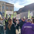 Hiljade u Zagrebu na antivladinom protestu stranaka levice i centra: „Dosta je! Idemo na izbore!“