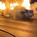 Vatra progutala policijski automobil u Banjaluci: Od vozila ništa nije ostalo