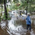 U SAD oluja „Helena” ojačala do uragana, vanredna situacija na Floridi i u Džordžiji