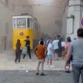 Katastrofa u Lisabonu, ima mrtvih! Žičara Glorija iskližila iz šina, najmanje troje poginulo! (video)