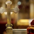 Danas je Krstovdan, crveno slovo, obavezno se posti, za blagostanje porodice samo jednu stvar unesite u kuću