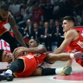 Zvezda poklekla na otvaranju Evrolige (foto, video)