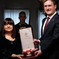 Selaković uručio Karađorđevu zvezdu Ljiljani Habjanović Đurović