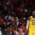 Kralj vlada i u petoj deceniji! Lebron u 41. godini igra kao mašina! Ugasio snove Roketsima i zakazao okršaje sa šampionom!