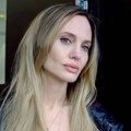 Anđelina Džoli oseća da ju je "život pomalo slomio": "Nisam izlazila ni sa kim otkako sam se razvela pre 10 godina"