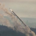 Hezbolah ispalio desetine raketa na sever Izraela