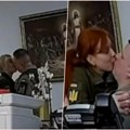 Afera oficira trese Ukrajinu: Kamera zabeležila vrele scene, isplivali snimci akcije zapovenika sa dve koleginice (video)