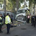 Desetine povređenih u naletu kamiona na autobusku stanicu kraj Tel Aviva